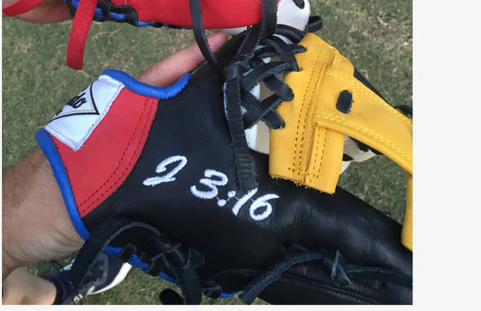 Credo: Gospel Glove/H Web